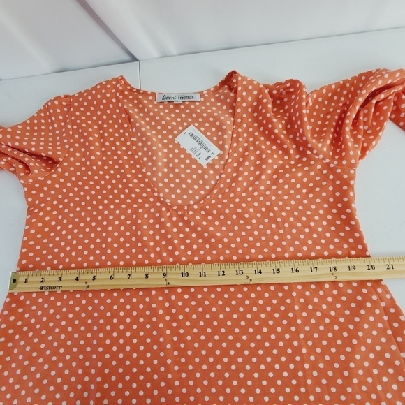 Lovers + Friends Sheer Polka Dot Blouse Size M Lightweight Top NEW Host Pick! - Picture 6 of 11